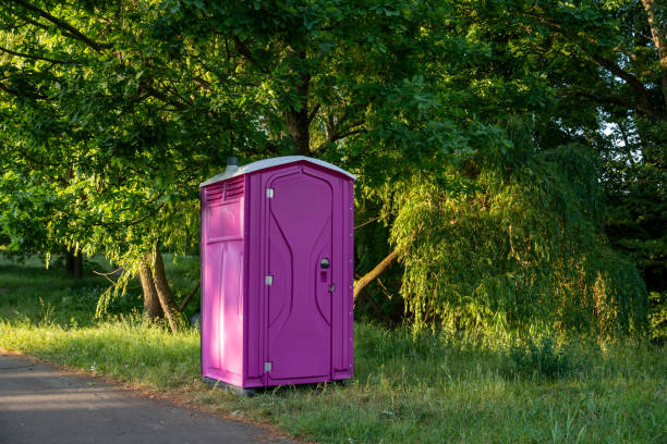 Portable Toilet Options We Offer in Shannon, MS